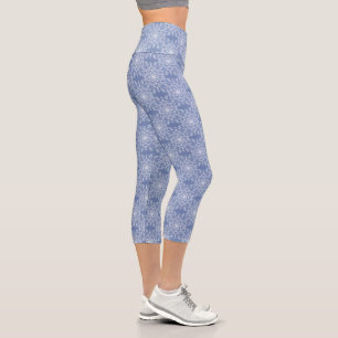 Abstrakt Lacy Fraktal Snowflake Pattern auf Blue Capri Leggings