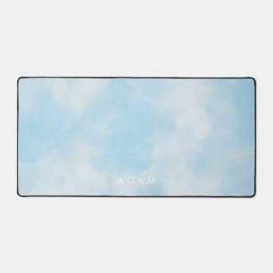 Abstrakt Pastel Blue Sky Clouds personalisieren Schreibtischunterlage