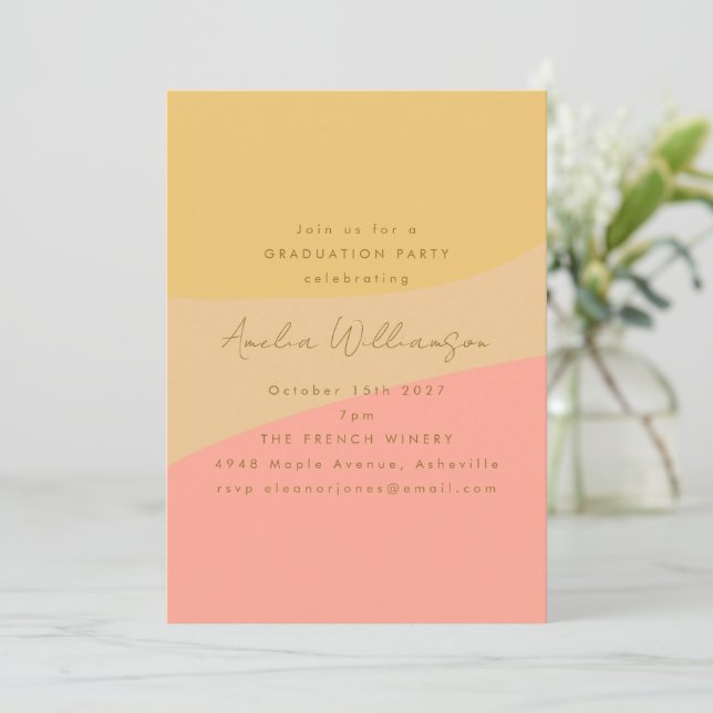 Abstrakt Peach Yellow Boho Shapes Graduation Party Einladung (Stehend Vorderseite)