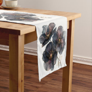 Abstrakte Blume in Aquarellfarbe, schwarz und bord Kurzer Tischläufer
