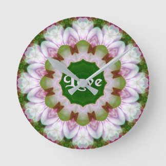 Abstrakte Blume Mandala mit Liebe optional Text Runde Wanduhr
