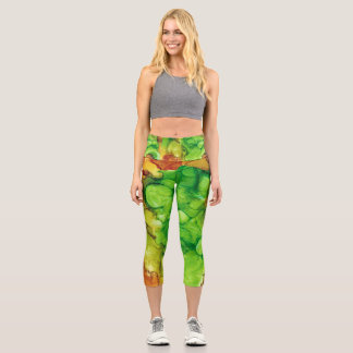 Abstrakte Capri-Leggings grün und gelb Capri Leggings