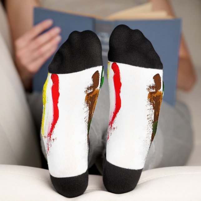 Abstrakte Darstellung menschlicher Figuren in Bewe Socken (Unterseite)