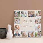 Abstrakte Familienzeitformen Neutral 12 Foto Künstlicher Leinwanddruck<br><div class="desc">Erstellen Sie Ihre eigene Leinwand mit 12 Ihrer Lieblingsfotos. Das trendige abstrakte Design aus Bio Formen, Pinselstrichen und Spritzern hat eine neutrale Farbpalette in den Farben beige Sand und Kupfer. Es wird mit der Formulierung "Familienzeit ist die beste Zeit" in mageren Schriftart Typografie und eleganten handgeschriebenen Skripten geschrieben. Ein schönes...</div>