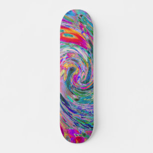 Abstrakte florale psychedelische Regenbogenwellen Skateboard