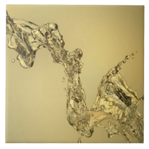 Abstrakte Form gebildet durch das Spritzen des Fliese