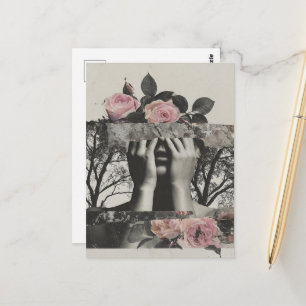 Abstrakte Frauen-Collage mit alten rosa Rosen Postkarte
