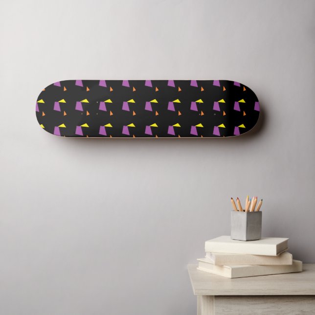 Abstrakte geometrische Formen auf schwarz Skateboard (Wandkunst (Horz))