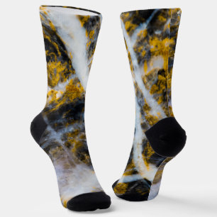 Abstrakte goldfarbene Linien Felsstruktur Socken