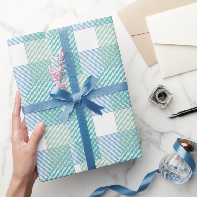 Abstrakte, hellblaue geometrische Musterquadrate Geschenkpapier (Schenken)
