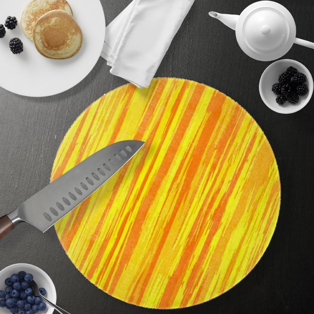Abstrakte Holztextur Orange und Gelb Schneidebrett (Abstract Wood Texture Orange And Yellow Cutting Board by Looly Elzayat
)