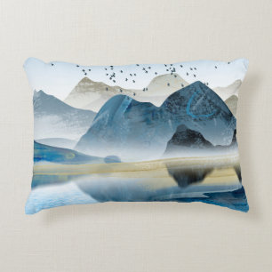 Abstrakte Kunstdekoration. Gebirge und  Dekokissen