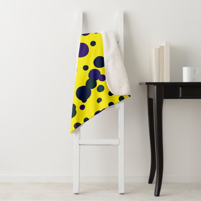 Abstrakte Kunstmalerei auf einem gleichartigen Keh Sherpadecke (Beispiel)