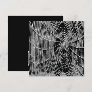 Abstrakte Malerei eines grauen, weißen Stoffes auf Einladung