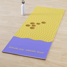 Abstrakte Muscheln an der Küste Yogamatte