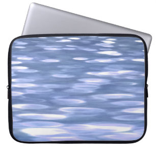 Abstrakte Nummer 3: Pulverblau-Schimmer Laptopschutzhülle