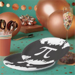 Abstrakte Pi-Symbol-Papiertafel Pappteller<br><div class="desc">Cooles Pi Geschenk in Schwarz und Weiß Abstrakter Grafik Design für Funky Mathe Themed Gear. Pi Day Paper Teller. Einzigartiges Pi Day Party.</div>