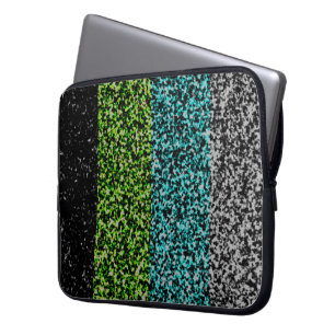 Abstrakte Quoiromantische Stolperflagge mit grungy Laptopschutzhülle
