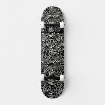 Abstrakte Schwarz-Weiß-Skateboard