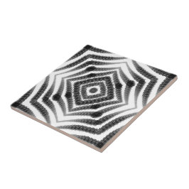 Abstrakte schwarze und weiße Ombré Hypnotic Schlan Fliese