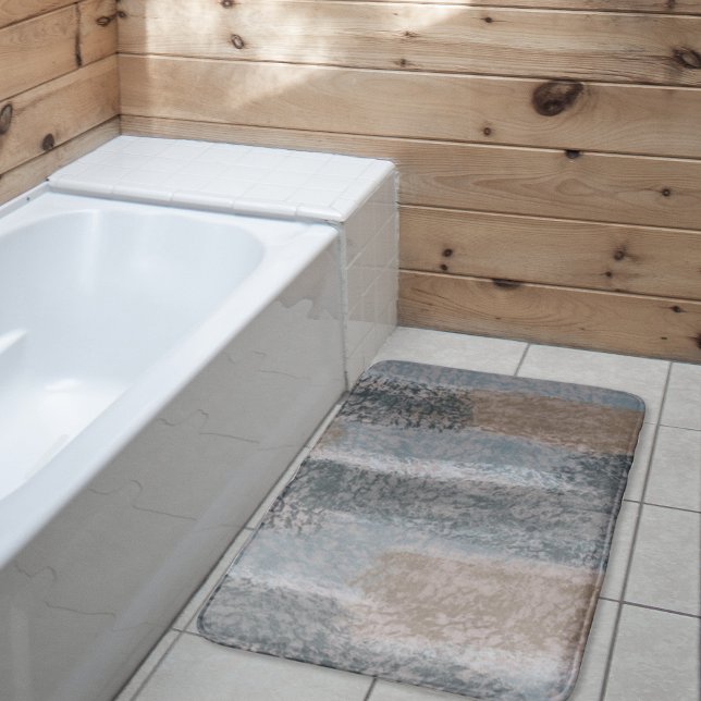 Abstrakte Soft Hues Grau Beige Steel Blue & Brown Badematte (Von Creator hochgeladen)