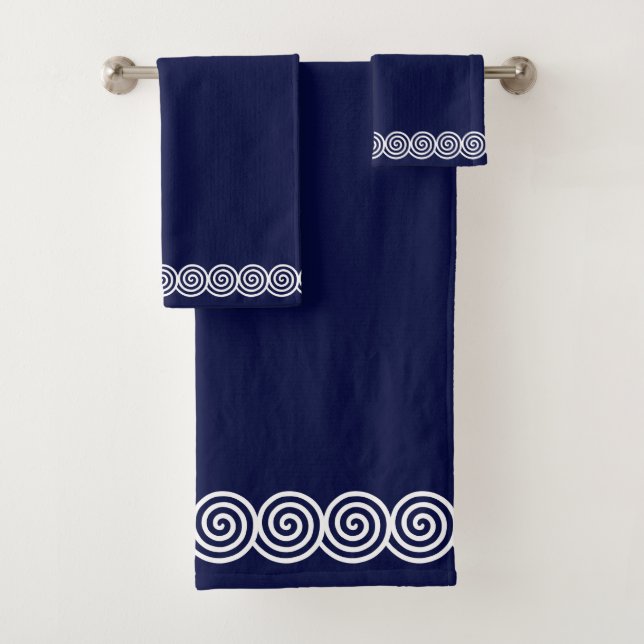 Abstrakte Spiralkreise auf Navy Blue Badhandtuch Set (Insitu)