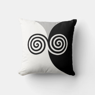 Abstrakte Spiralkreise auf Schwarz, Grau und Weiß Kissen