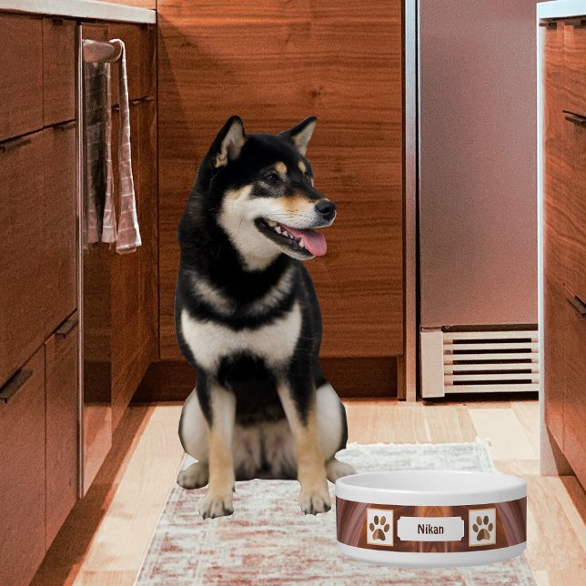 Abstrakte Teppichschüssel mit Kupfer-Pasten Napf (Von Creator hochgeladen)