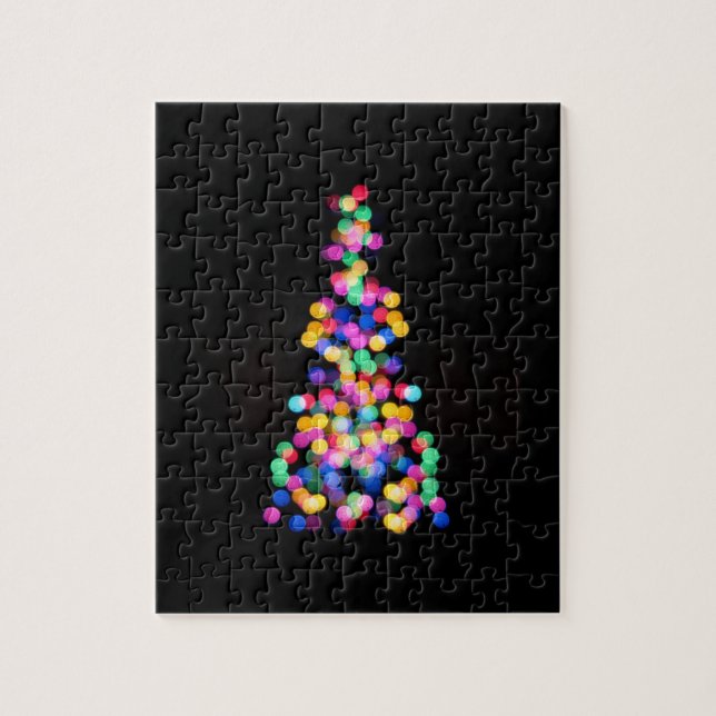 Abstrakte Weihnachtsbaumleuchten auf Solid Black Puzzle (Vertikal)