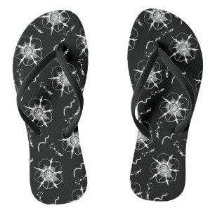 Abstrakte White Line Art Blume auf schwarz Flip Flops