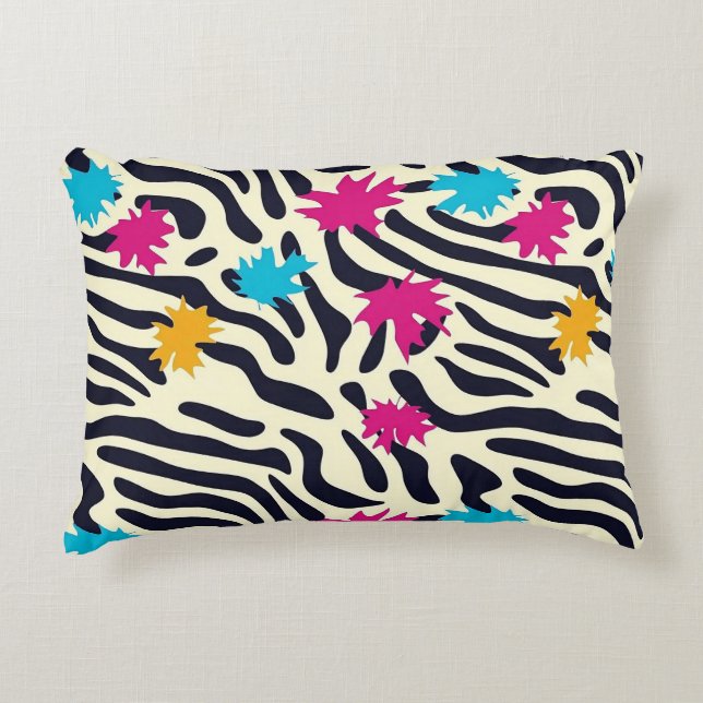 Abstrakte Zebra-Streifen mit Leaf Paint Splash Dekokissen (Vorderseite)