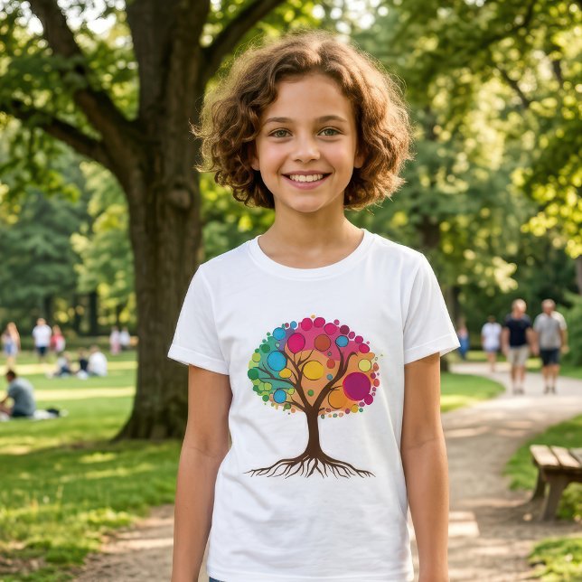 Abstrakter Baum mit Wurzeln und bunten Blätter. T-Shirt (Abstract tree with roots and colorful leaves. Girl Basic White T-Shirt)