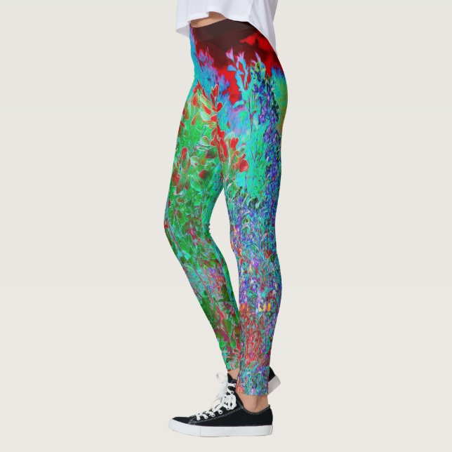 Abstrakter Garten mit Crimson Sunset Leggings (Links)