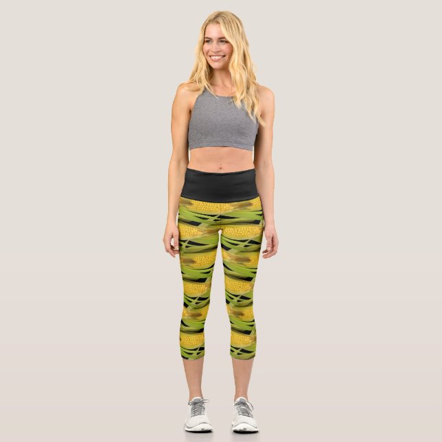 Abstrakter Mais auf Kakao Gemüsedruck auf schwarz Capri Leggings (Vorderseite)