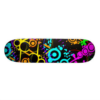 Abstrakter NeonSpritzer moderner Skateboard