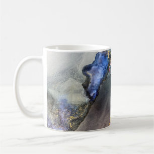 Abstrakter rosa-blauer Hintergrund mit schönem Sch Kaffeetasse