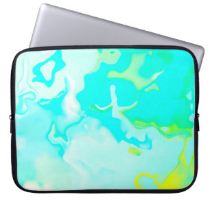 Abstrakter weicher Wolkenhintergrund in pastellfar Laptopschutzhülle