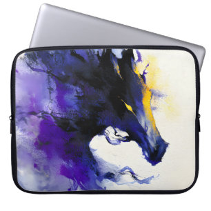 Abstraktes Aquarell Schwarzpferd-Porträt Laptopschutzhülle