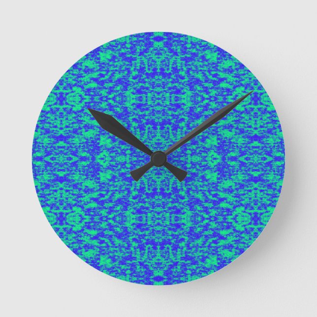 Abstraktes Fraktal in Blau und Grün Runde Wanduhr (Vorderseite)