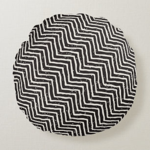 Abstraktes geometrisches Doodle: Schwarz-weißes Mu Rundes Kissen