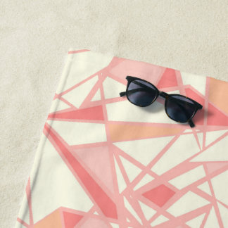 Abstraktes geometrisches Muster rosa beige Strandtuch