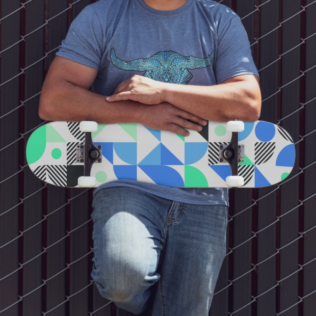 Abstraktes geometrisches Muster Skateboard (Außenbereich 3)