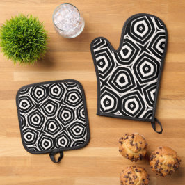 Abstraktes geometrisches Schwarz-Weiß-Muster Ofenhandschuh & Topflappen-Set