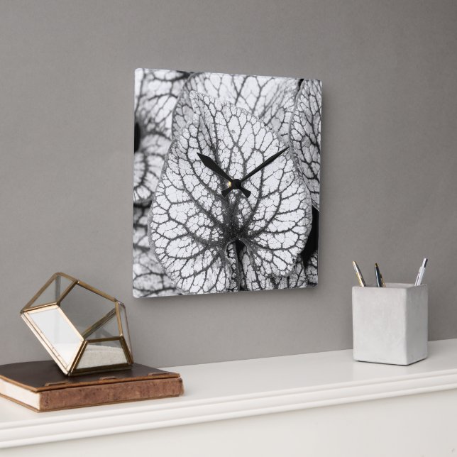 Abstraktes Leaf Quadratische Wanduhr (Büro)