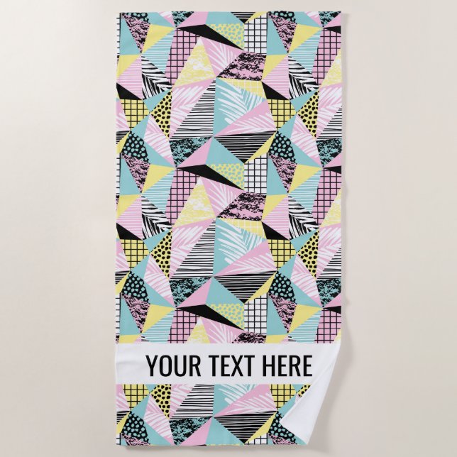 Abstraktes Memphis Muster individuelles Texttücher Strandtuch (Vorderseite)