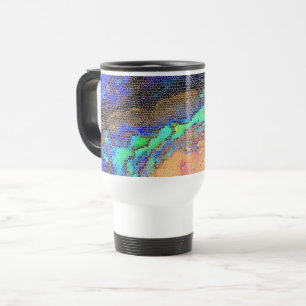 Abstraktes Mosaik aus buntem Glas mit Abalone-Musc Reisebecher