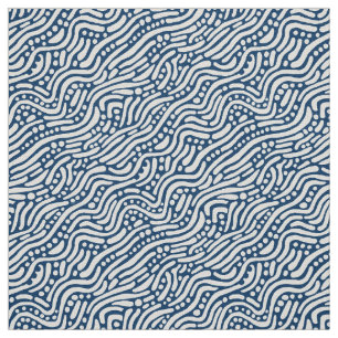 Abstraktes Muster 110523 - Weiß auf Shibori Blue Stoff
