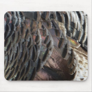 Abstraktes Naturdesign mit Wildtruthahnfedern Mousepad