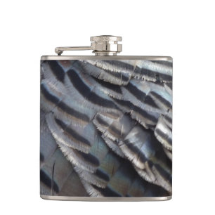 Abstraktes Naturdesign Wild Truthahn Federn II Flachmann
