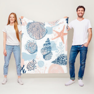 Abstraktes nautisches Stranddesign in Blau und Pfi Fleecedecke